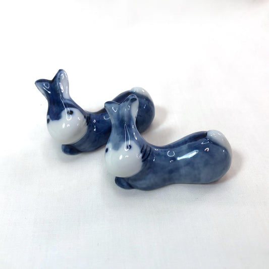 Cute ceramic hashioki - chopstick / cutlery rest - two blue rabbits
