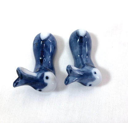 Cute ceramic hashioki - chopstick / cutlery rest - two blue rabbits