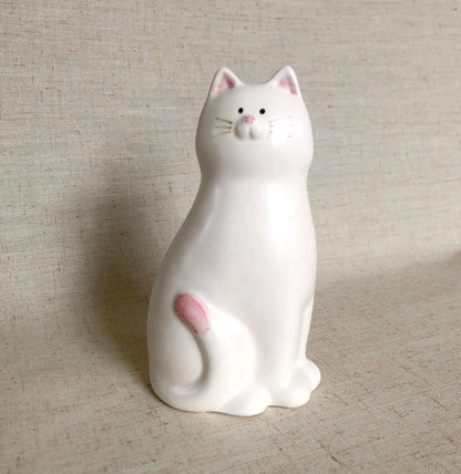 Cute Japanese single bud vase - white cat