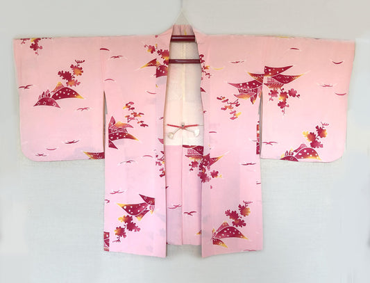 Vintage Japanese kimono coat haori - light pink with village houses