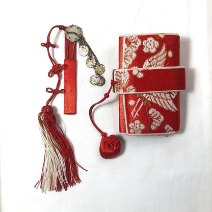 Vintage Japanese set for girls - mirror pouch and a decorative pin