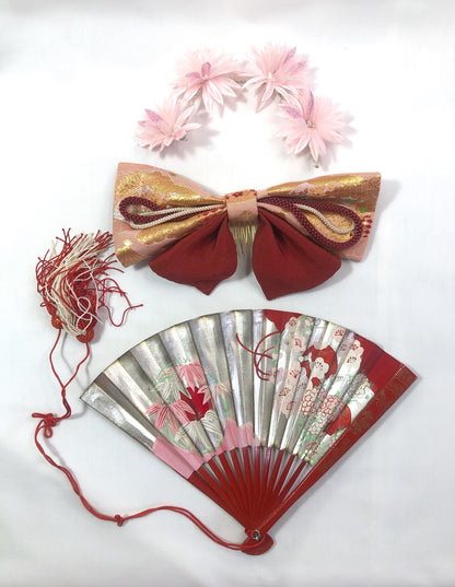 Elegant kanzashi set - Japanese hair accessory and a foldable fan