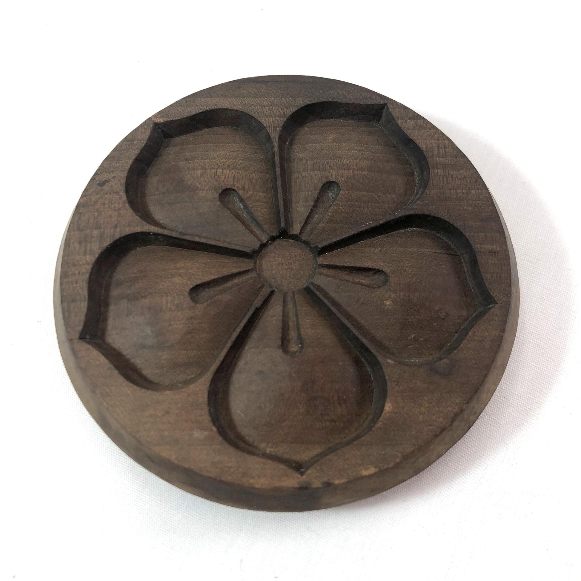 Vintage Japanese wagashi press mold - family crest (set of 4)