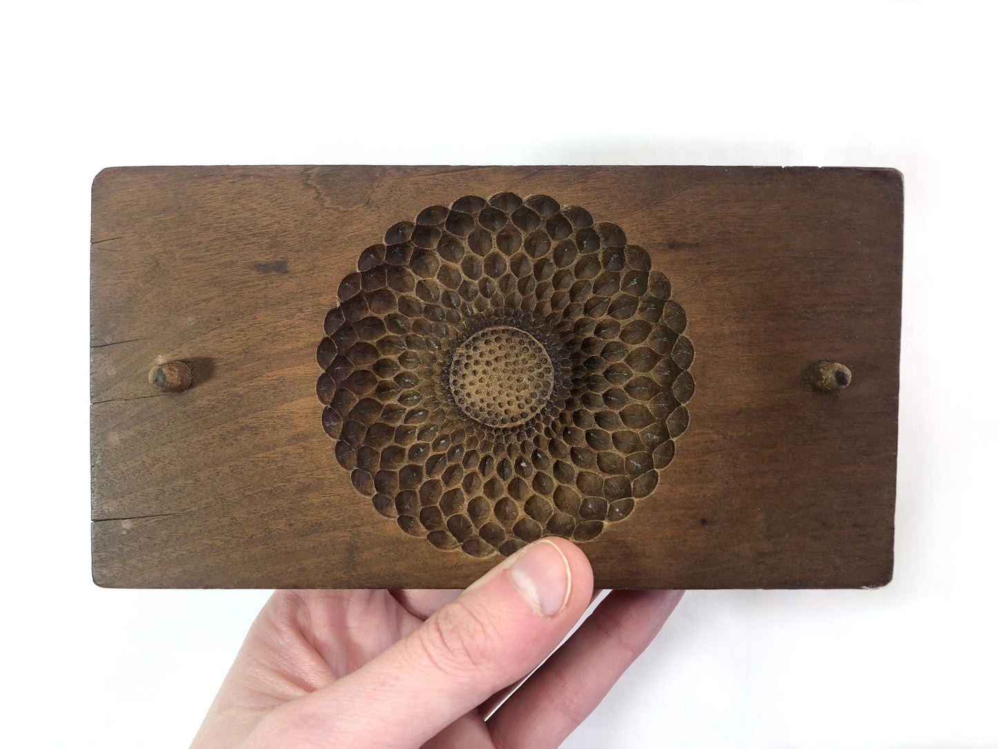 Vintage Japanese wagashi press mold - dahlia flower