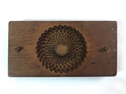 Vintage Japanese wagashi press mold - dahlia flower