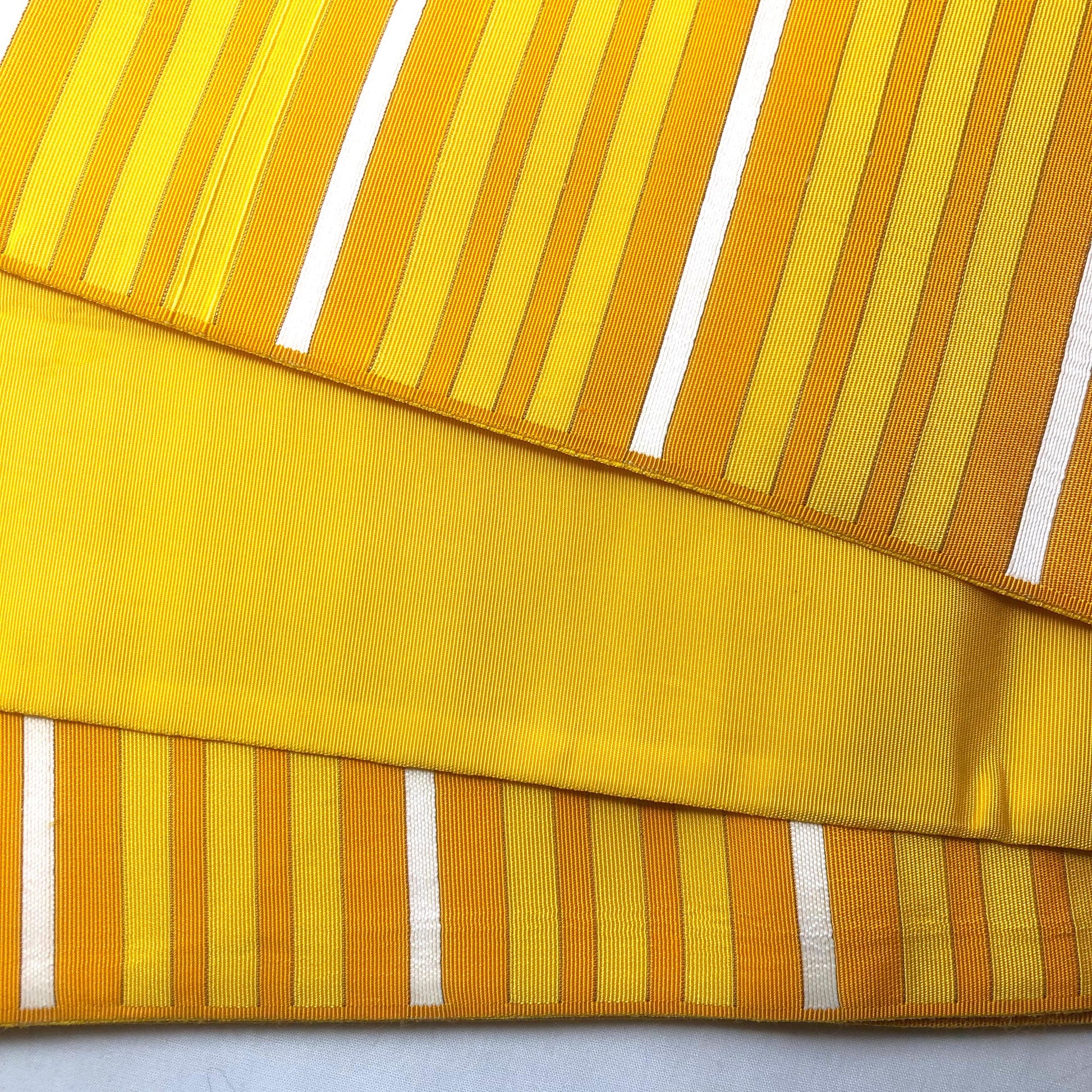 Simple Japanese hanhaba obi - yellow and white stripes
