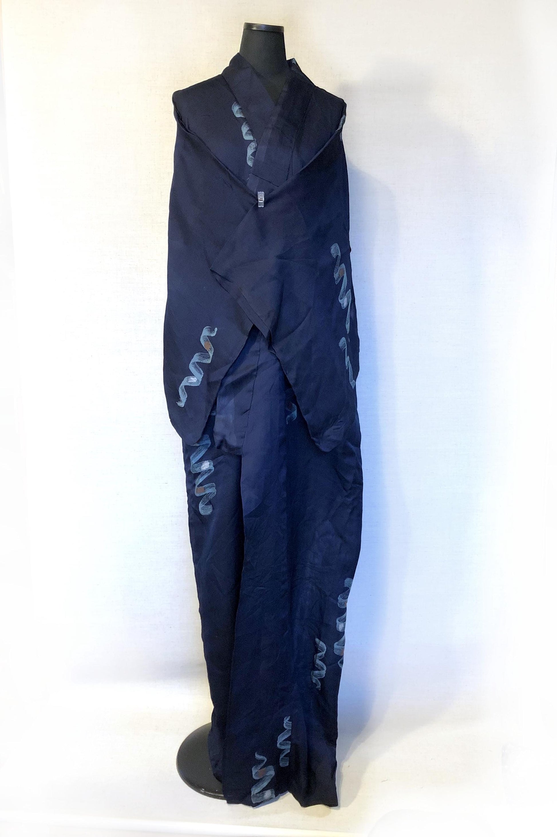 Vintage Japanese summer kimono - see through dark blue with light blue ribbons pattern