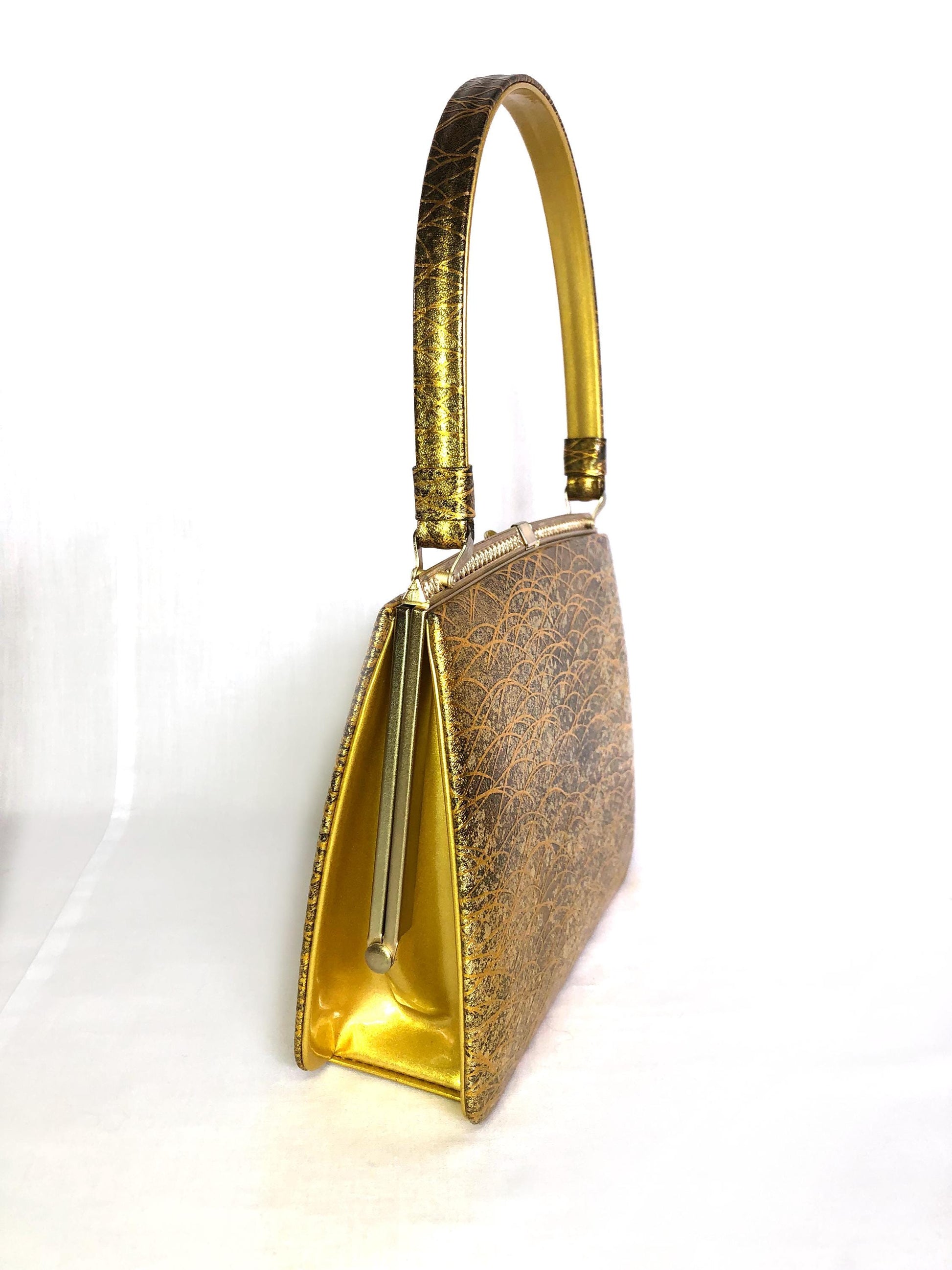 Vintage kimono handbag - golden patent leather with traditional motif