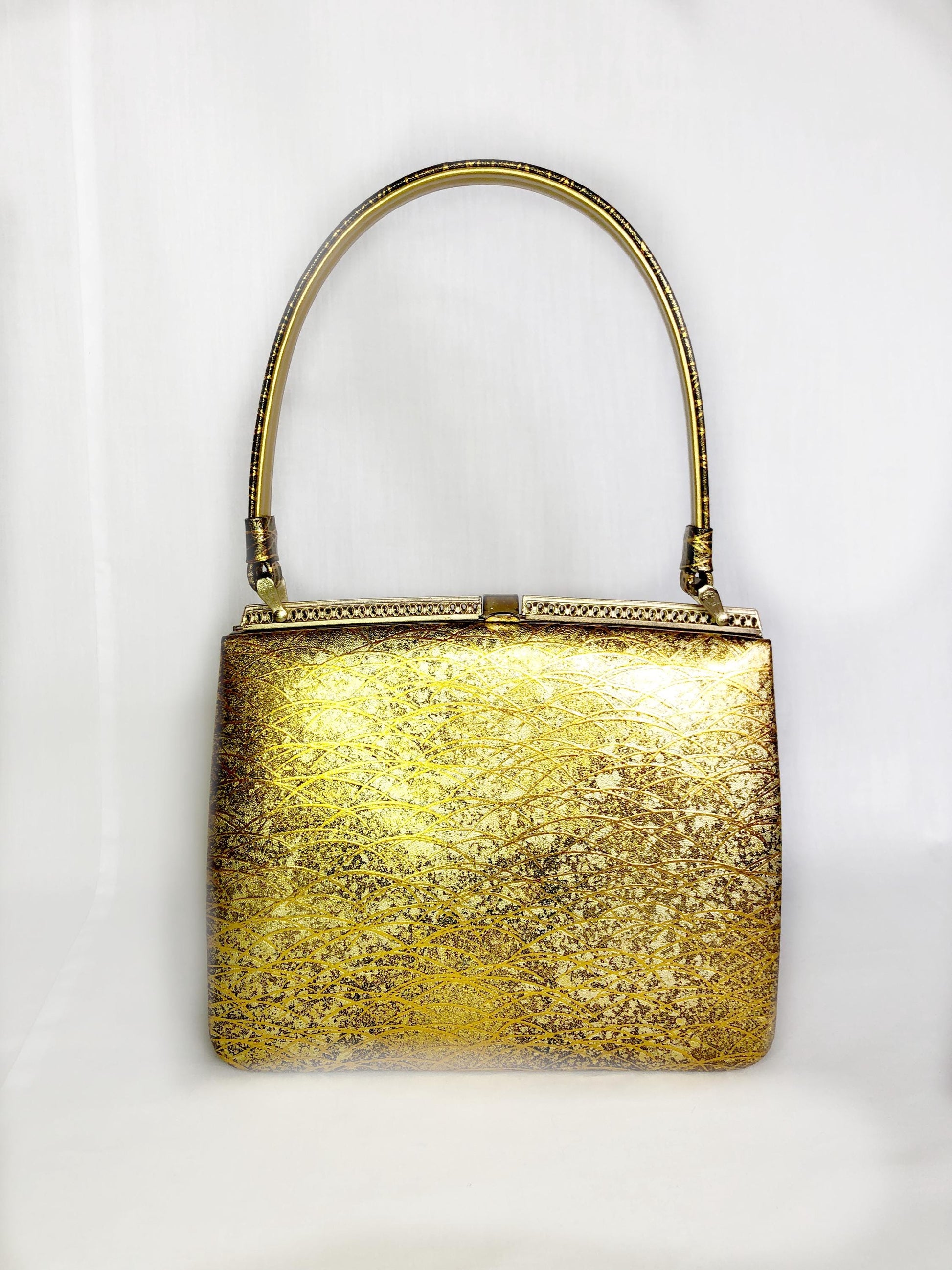 Vintage kimono handbag - golden patent leather with traditional motif
