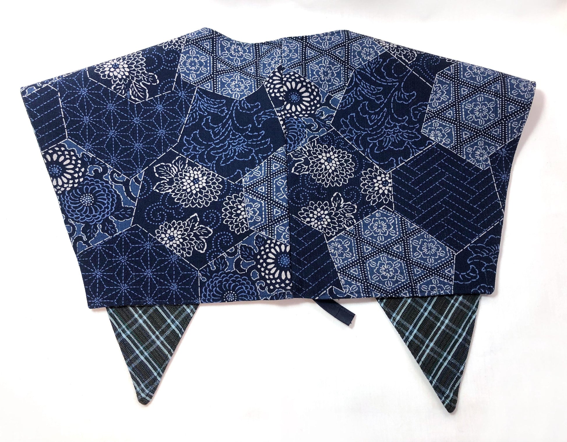 Handmade reversible sailor collar - kimono remake - blue patchwork