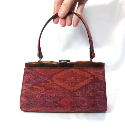 Vintage kimono handbag Ooshima tsumugi - red silk taffeta with abstract pattern