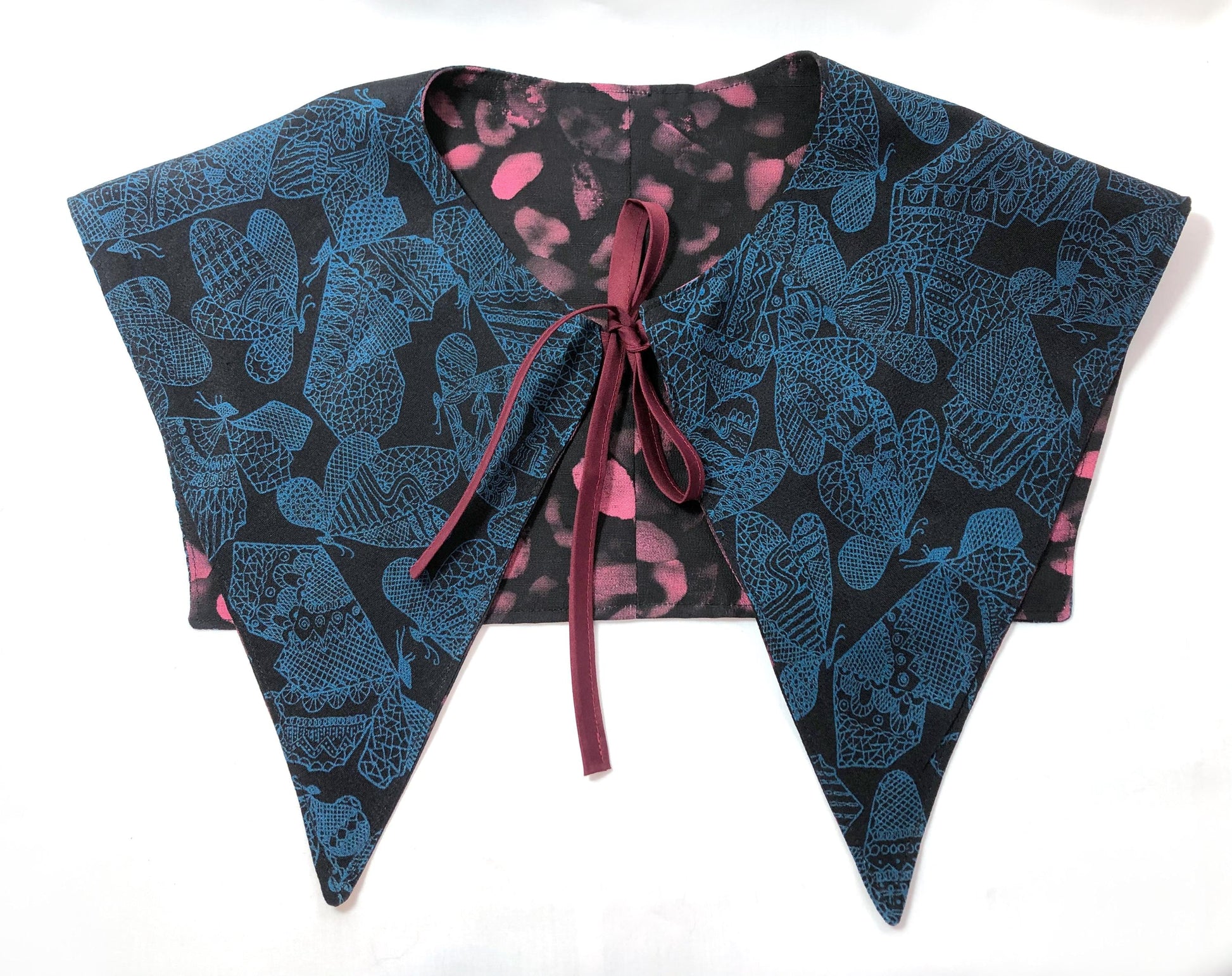 Handmade reversible sailor collar - kimono remake - blue butterflies and pink dots