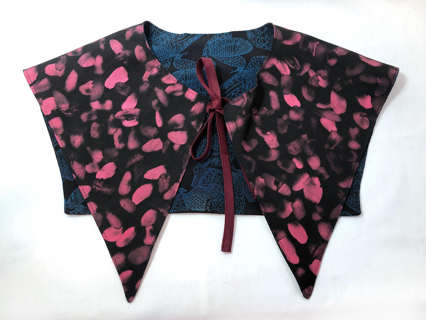 Handmade reversible sailor collar - kimono remake - blue butterflies and pink dots