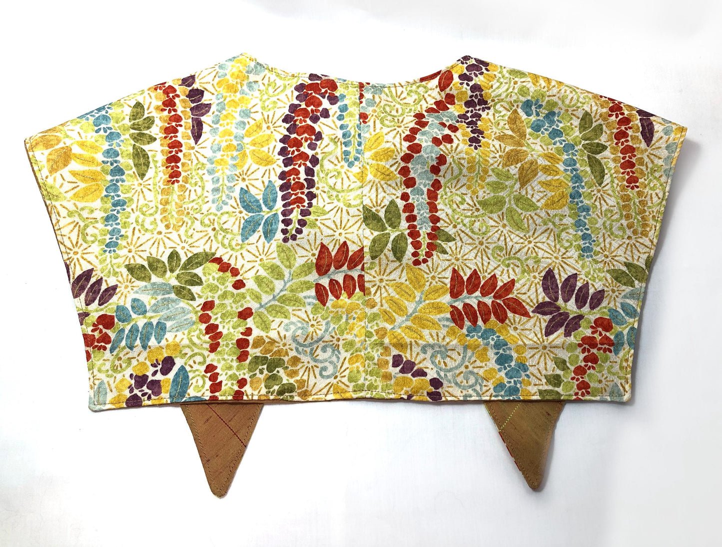 Handmade reversible sailor collar - kimono remake - yellow taffeta and wisteria flowers