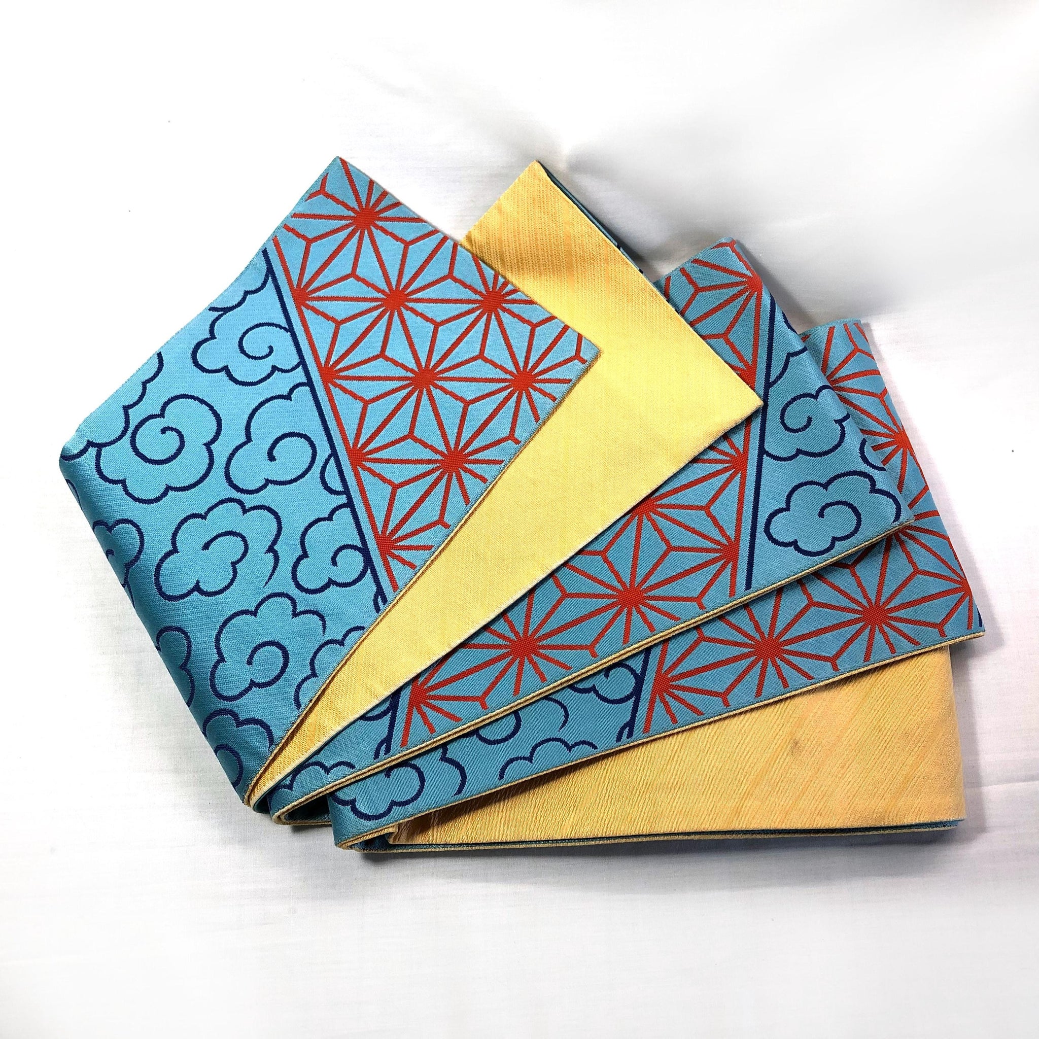 Reversible Japanese hanhaba obi - light blue and yellow with traditional red patterns (B grade)