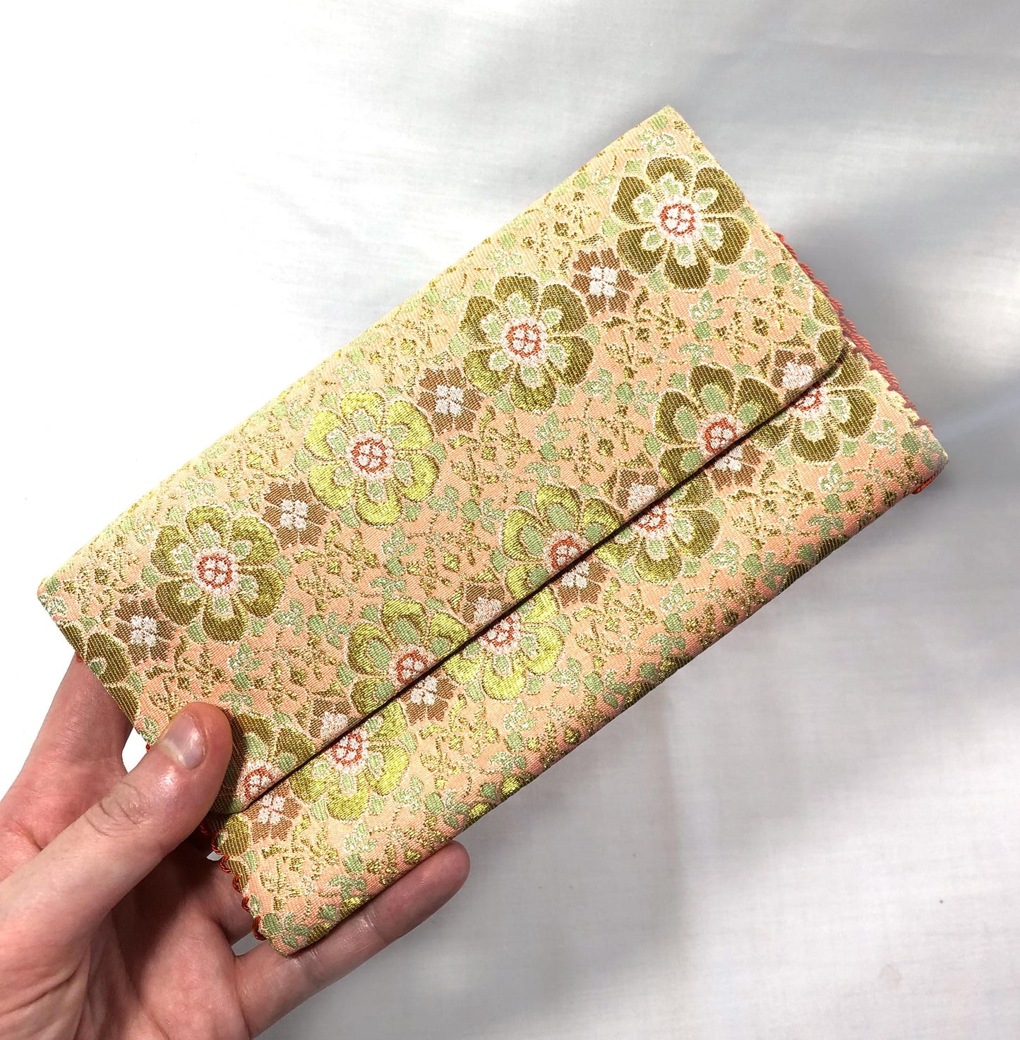 Vintage Japanese slim wallet /kaishi ire - salmon pink with golden and mint flowers