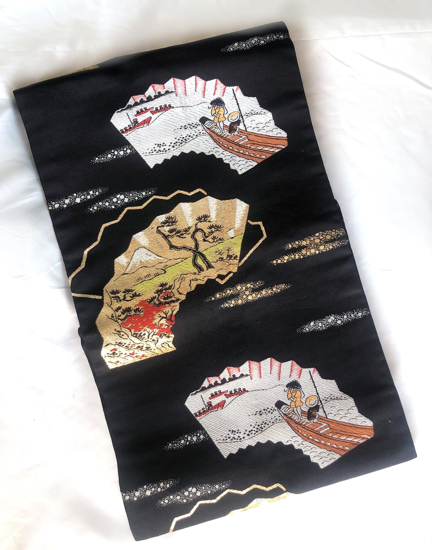 Vintage Nagoya obi - foldable fans with boats and Mt.Fuji pattern