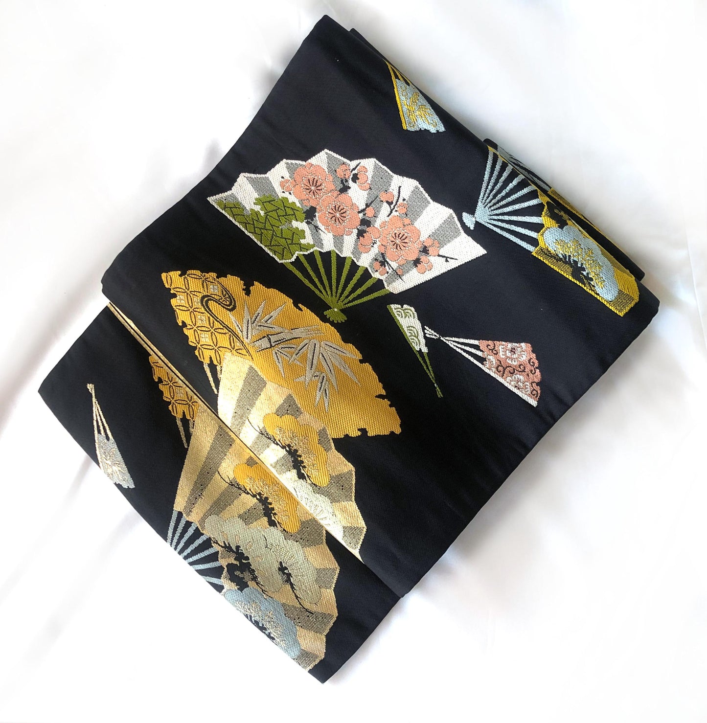 Vintage Nagoya obi - paper fans with "shochikubai" pattern