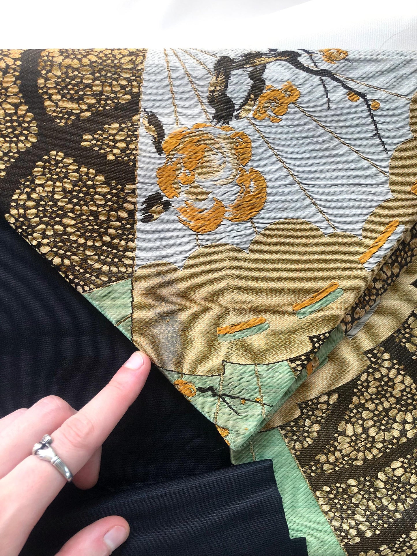 Vintage Nagoya obi - paper fans with floral pattern (B grade)