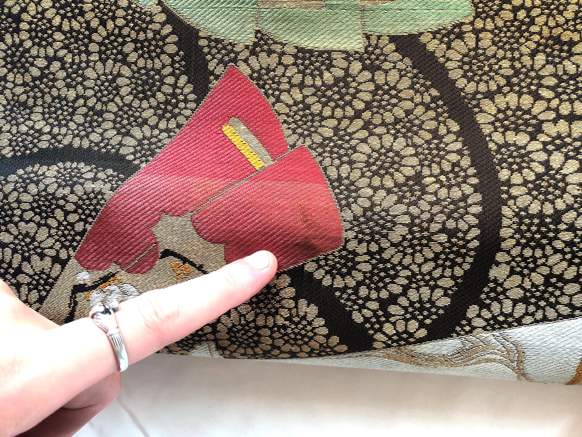 Vintage Nagoya obi - paper fans with floral pattern (B grade)