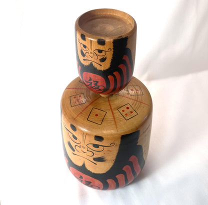 Wooden Daruma figurine - dice game