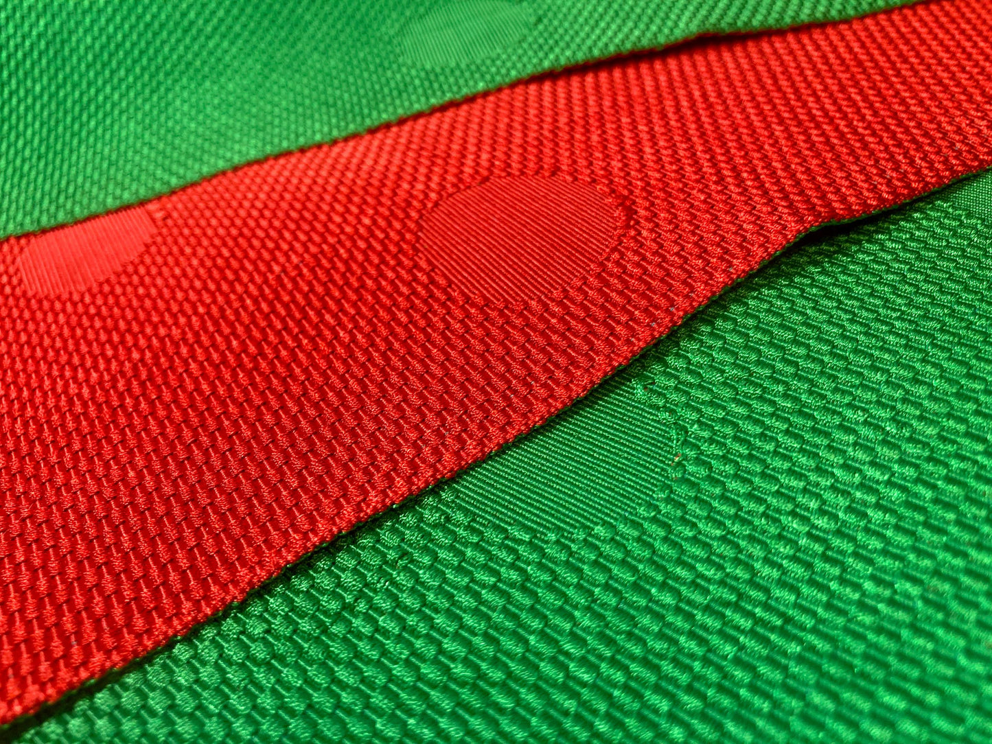 Reversible Japanese hanhaba obi - vivid red and green polka dots