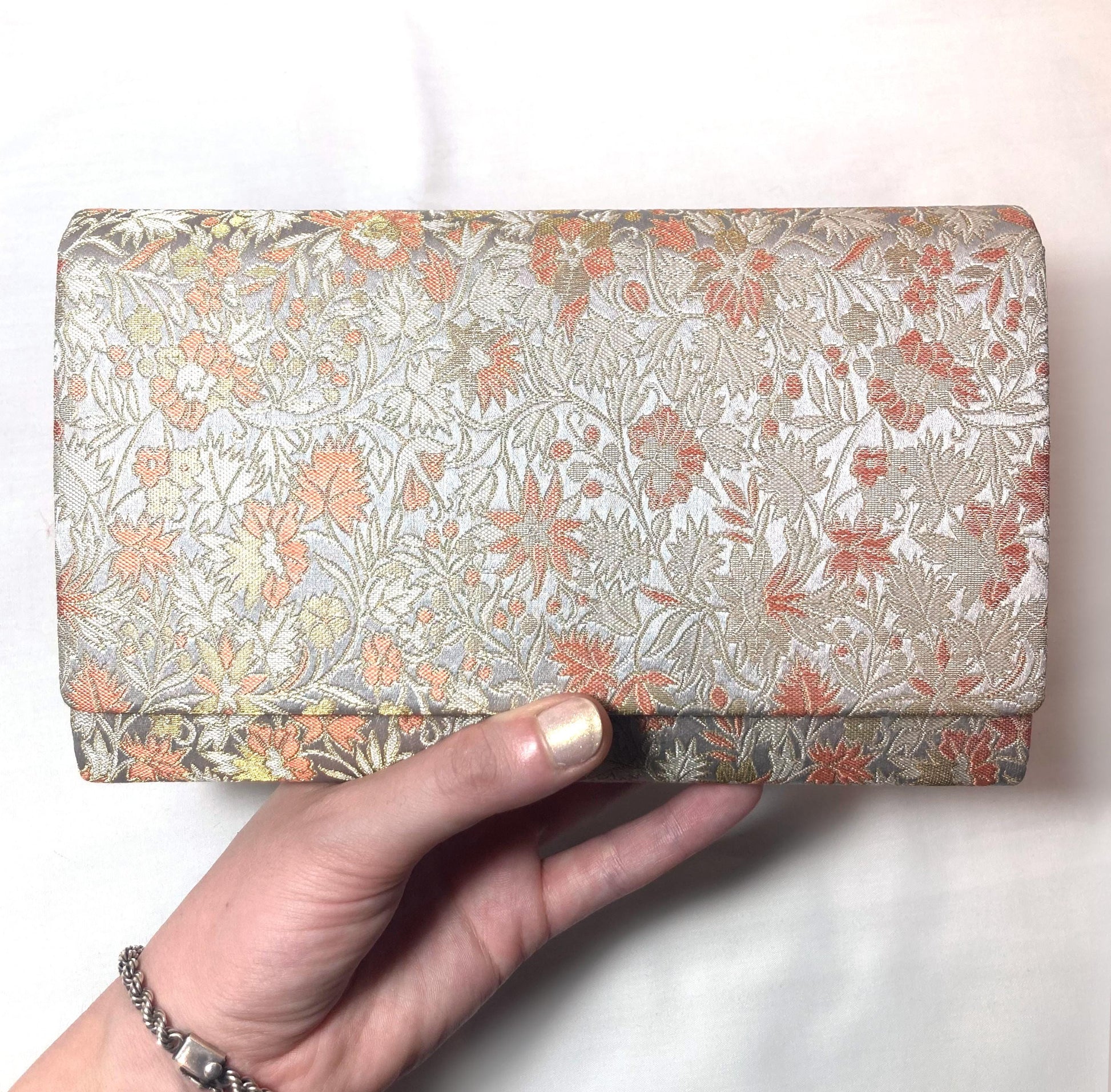 Vintage kimono clutch handbag - gold, silver, and salmon pink brocade ”Kawashima Orimono"