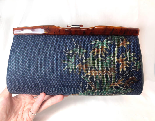 Vintage kimono handbag Ooshima tsumugi - red silk taffeta with abstract pattern