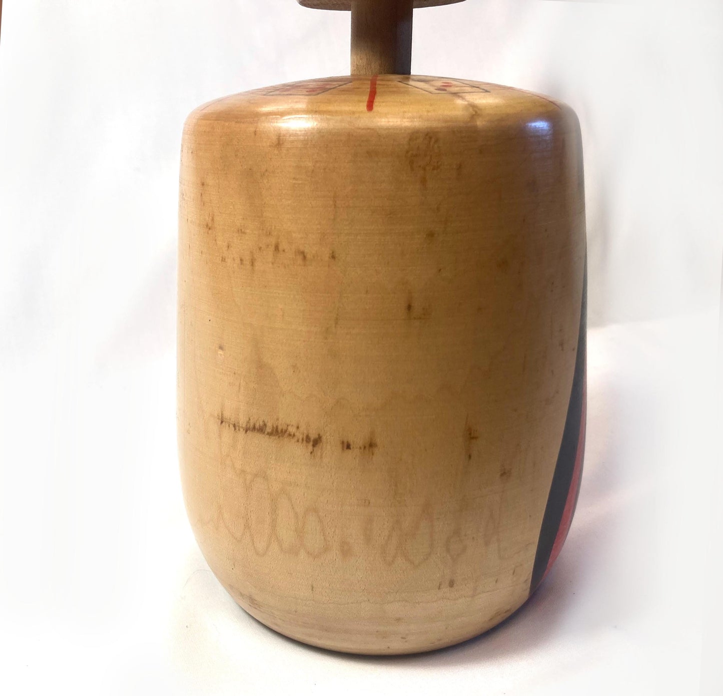 Wooden Daruma figurine - dice game