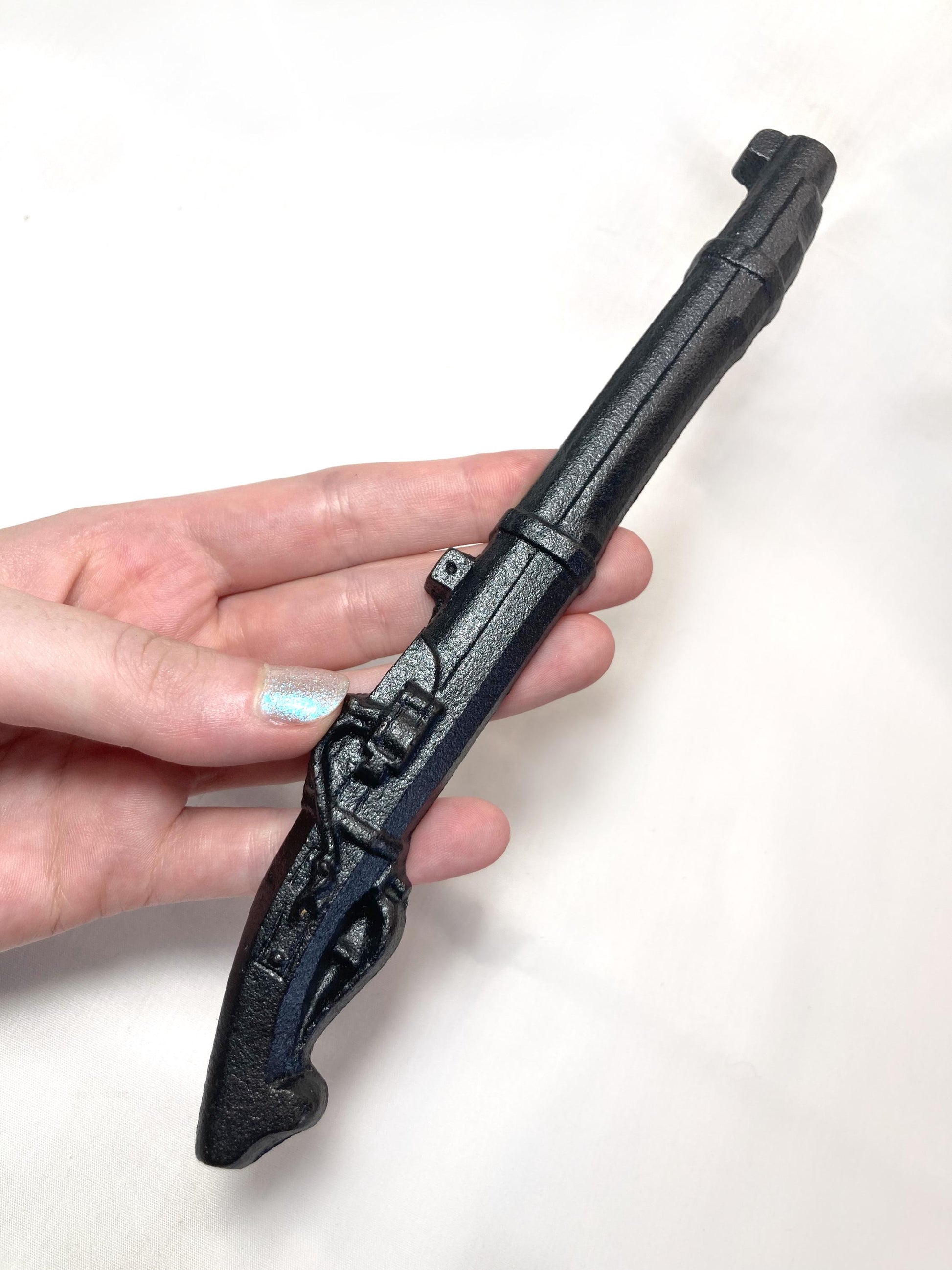 Japanese iron cast paperweight - matchlock gun "tanegashima"