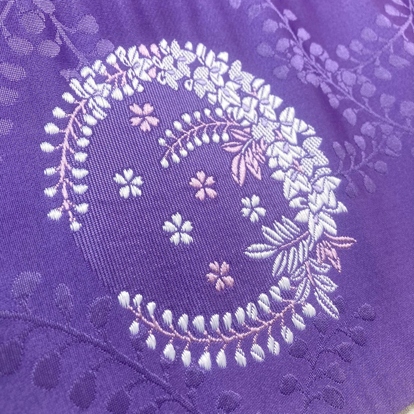 Reversible Japanese hanhaba obi - light purple and white with wisteria pattern