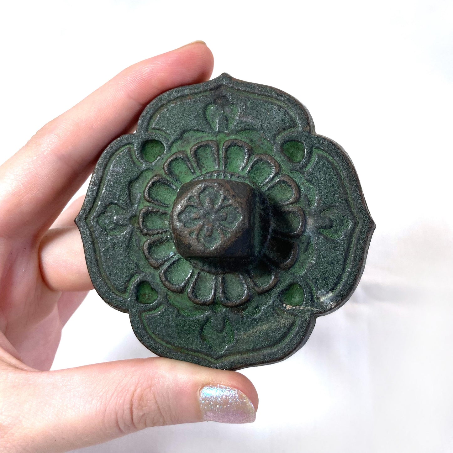 Japanese iron cast paperweight - ornament from Byodo-in temple