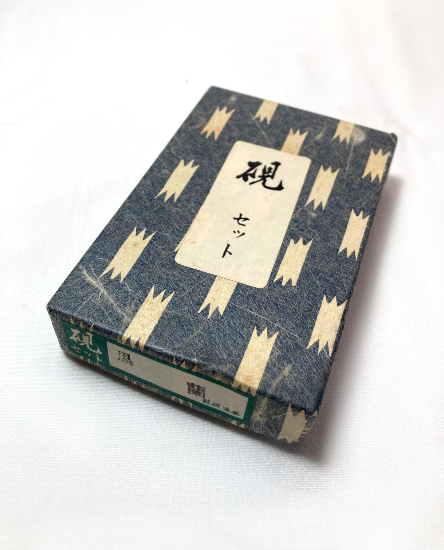 Portable miniature Japanese calligraphy set