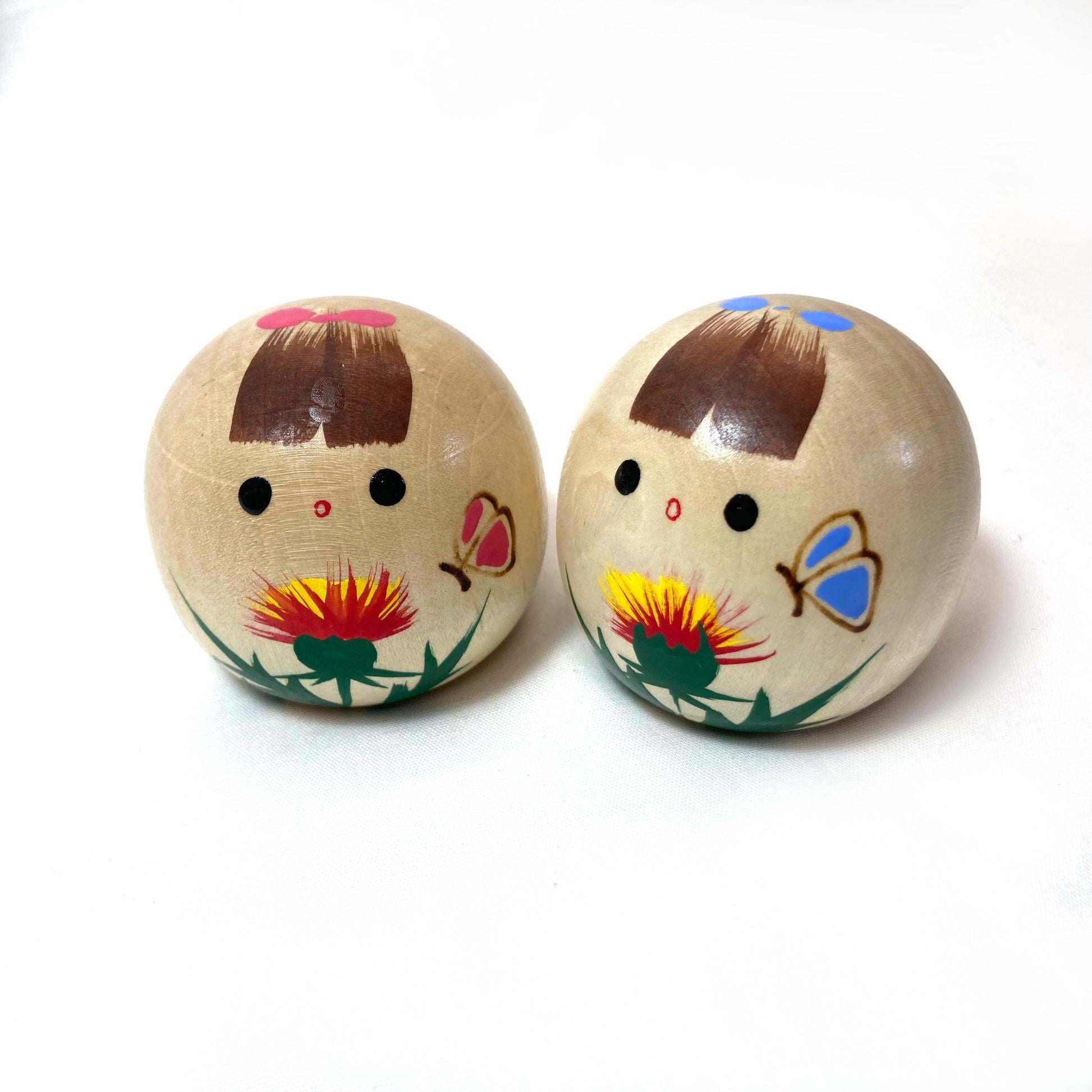 Traditional Japanese wooden doll set - safflower girls