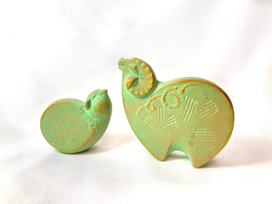 Vintage zodiac sign iron cast statuette - set of 2 sheep