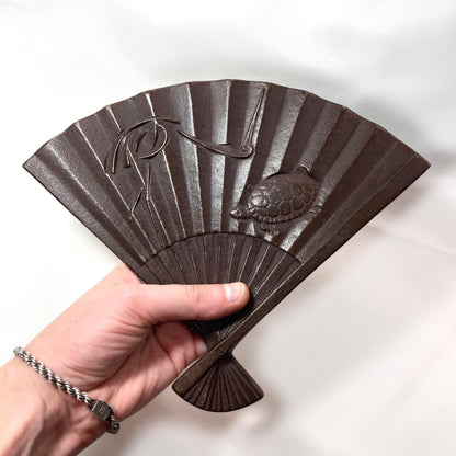Japanese cast iron coaster / teapot holder / nabeoki - hand fan