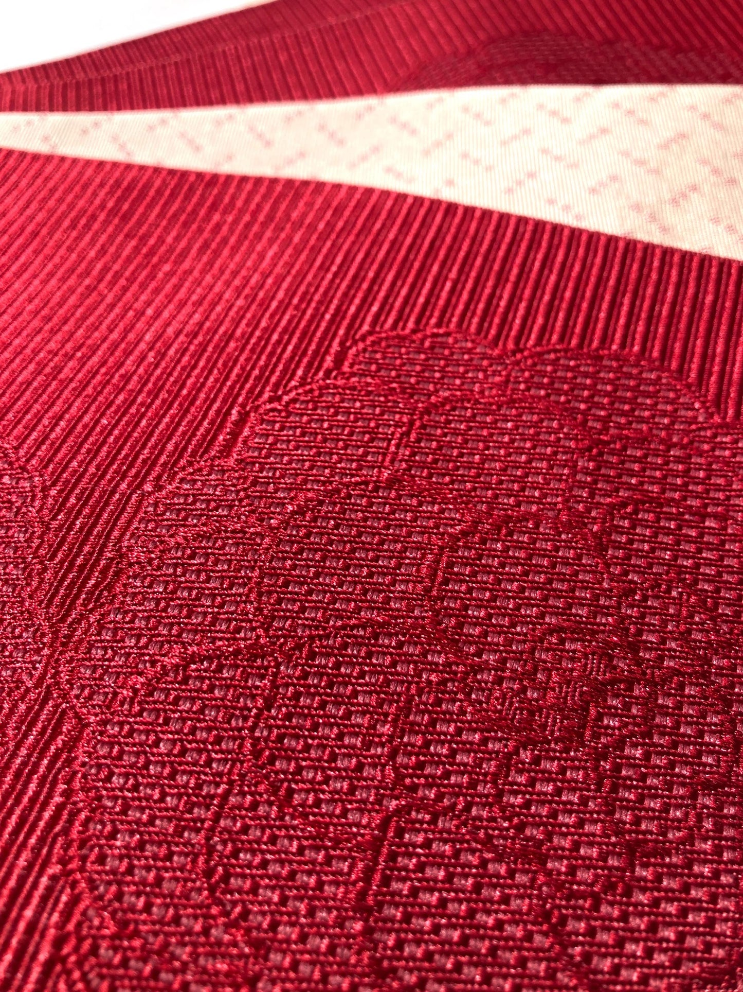 Reversible Japanese hanhaba obi - red peonies and light beige - new with tags