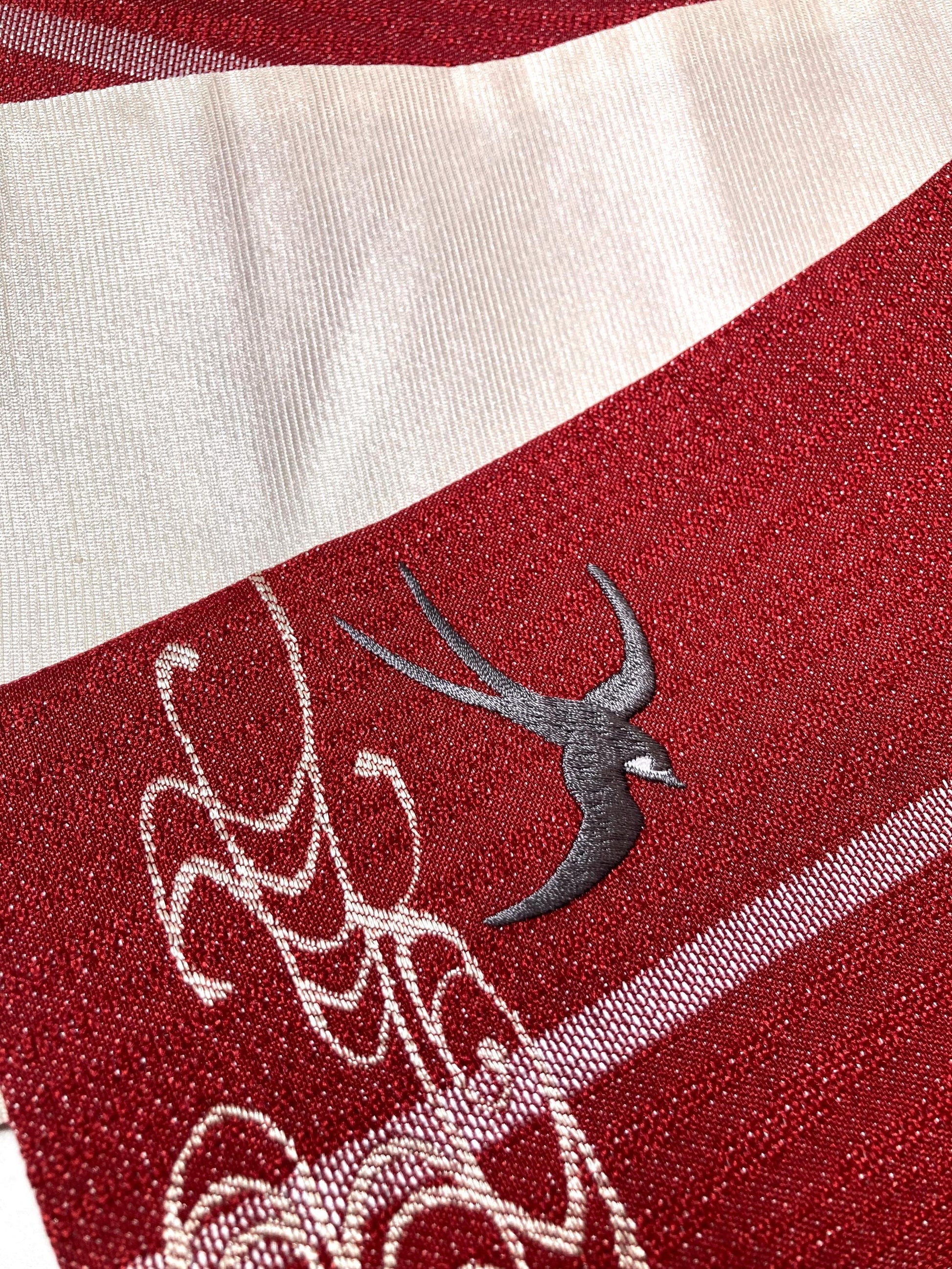 Reversible Japanese hanhaba obi - red and white with swallows