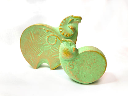 Vintage zodiac sign iron cast statuette - set of 2 sheep