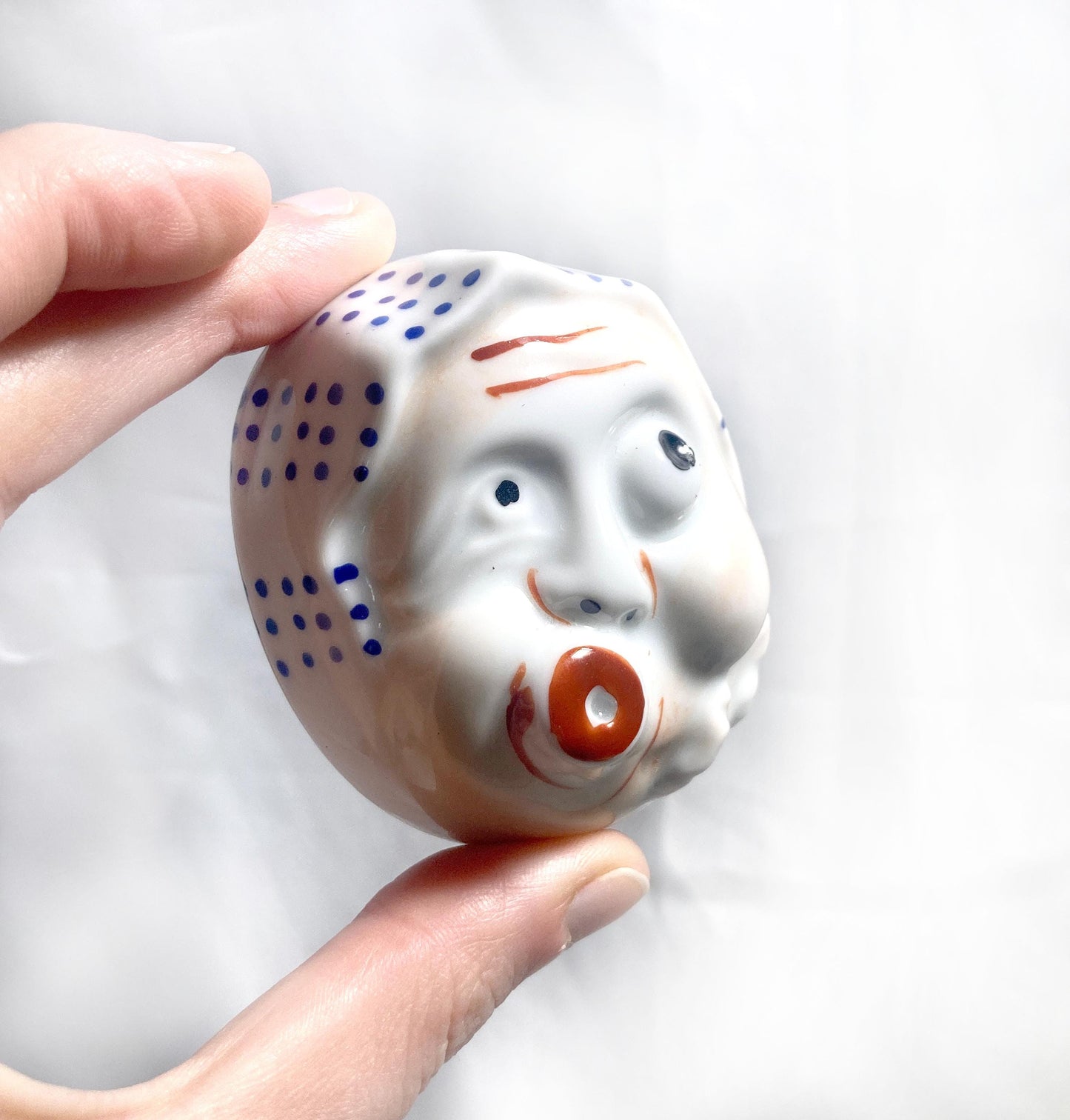 Japanese drinking game set - beku hai - set of 3 sake cups and a spinning top