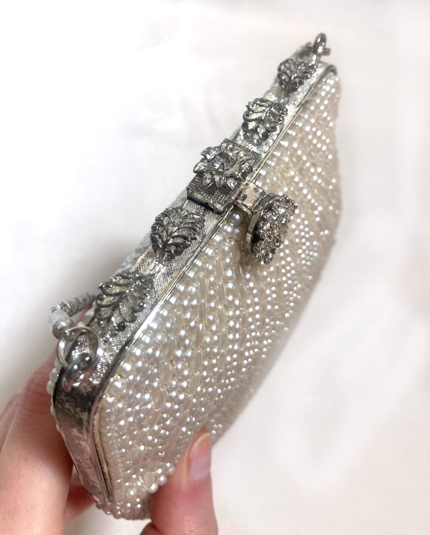 Miniature beaded kimono handbag - pearls with a rhinestone accent