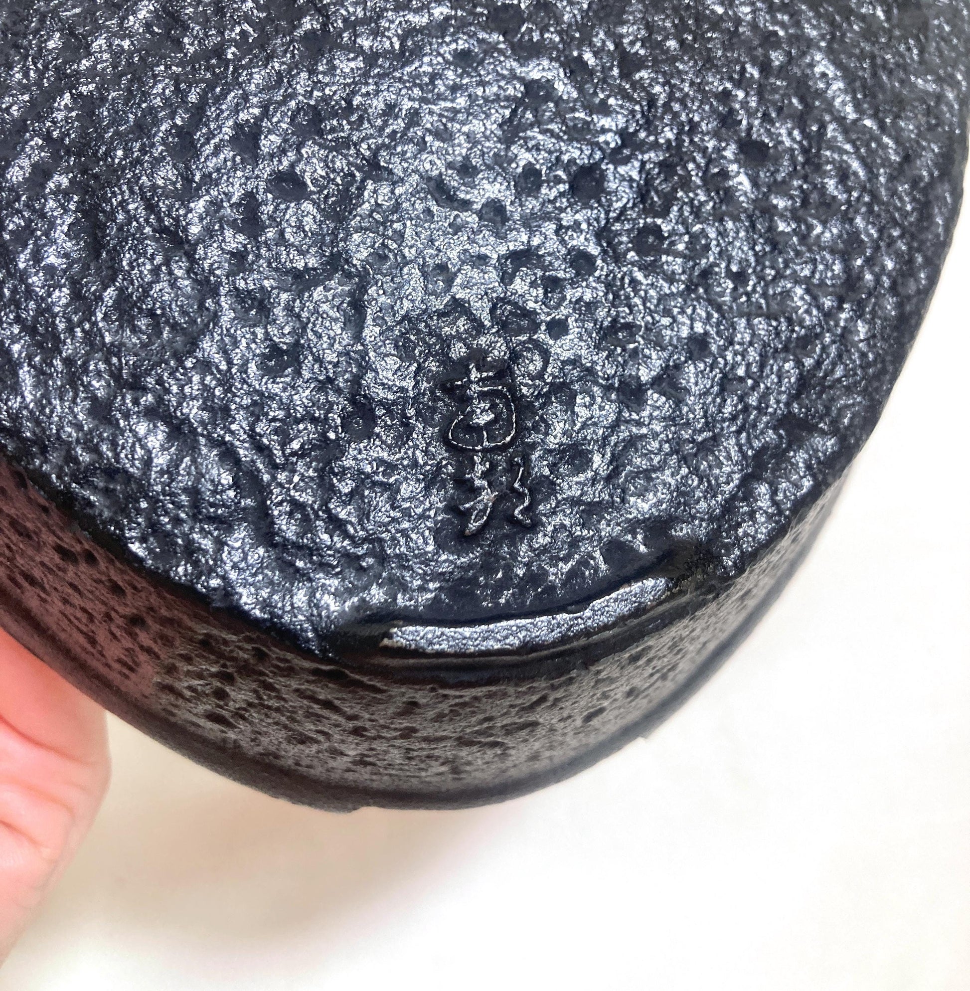 Iron cast Japanese incense burner - uchiwa handfan