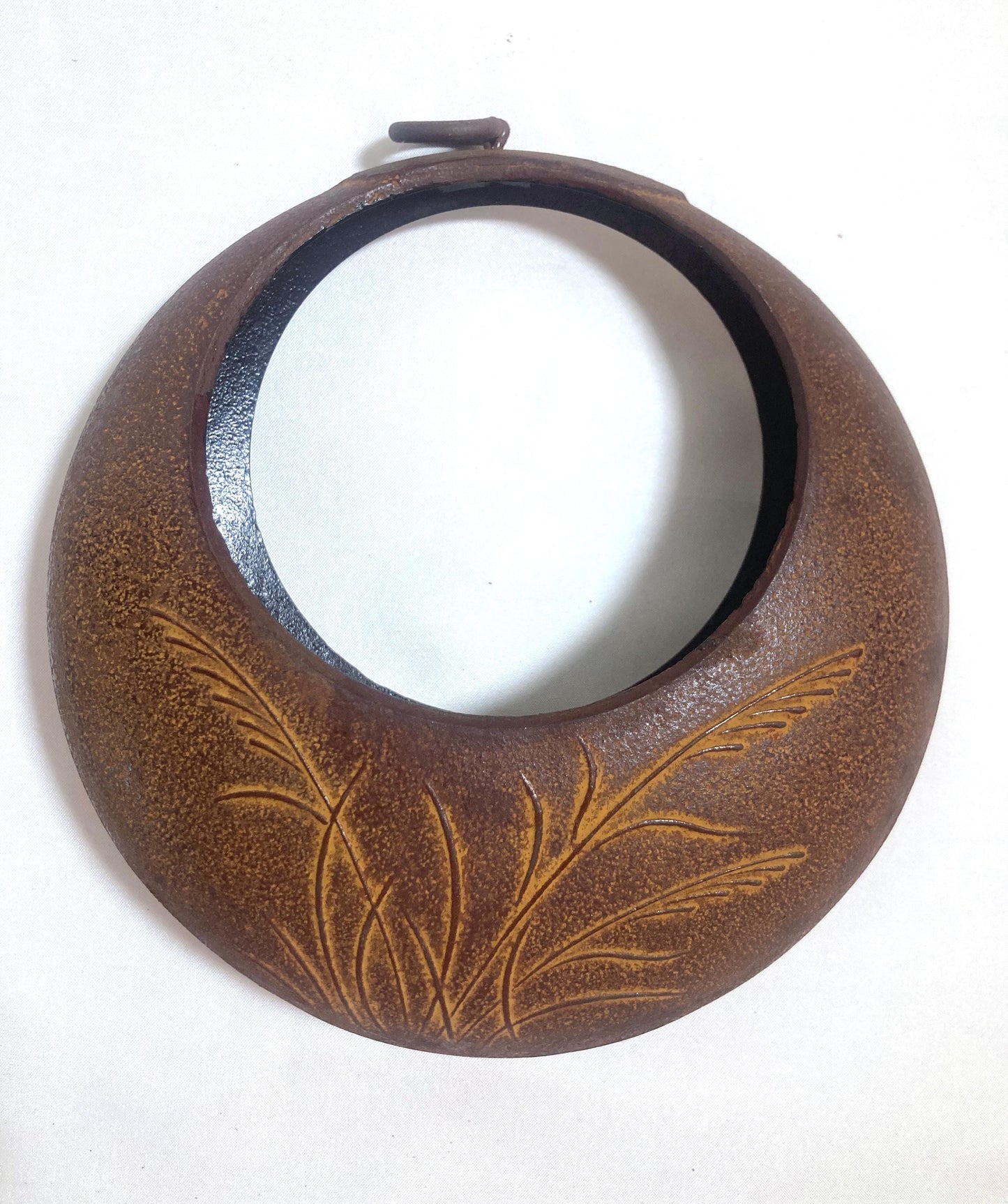 Hanging ikebana vase - monkey reaching for a moon (full moon - M size)