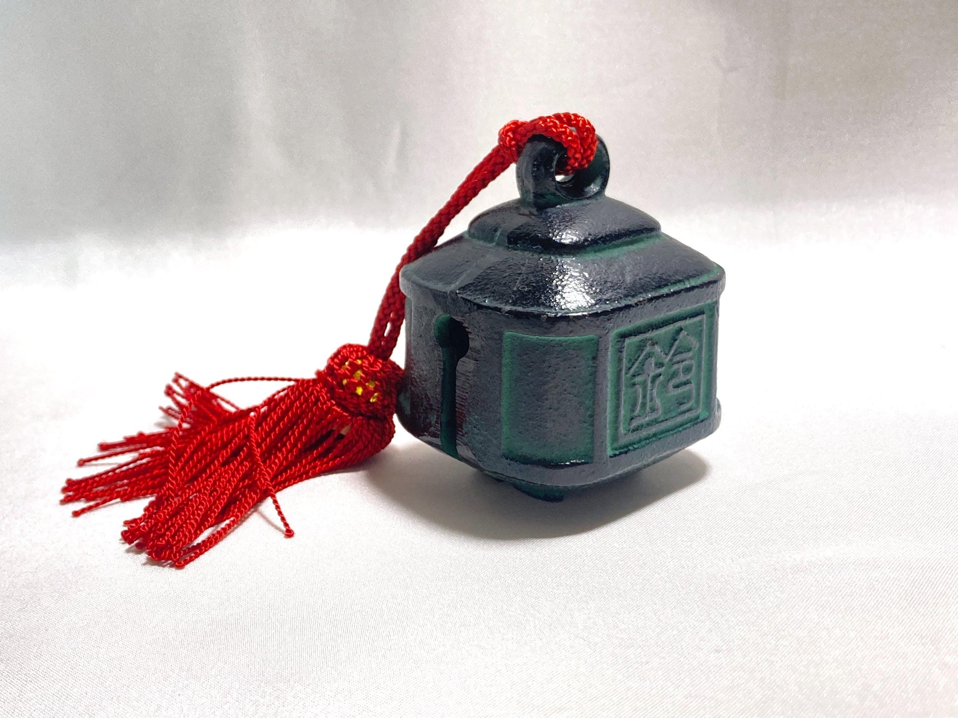 Japanese iron cast bell with a red tassel "ekirei"