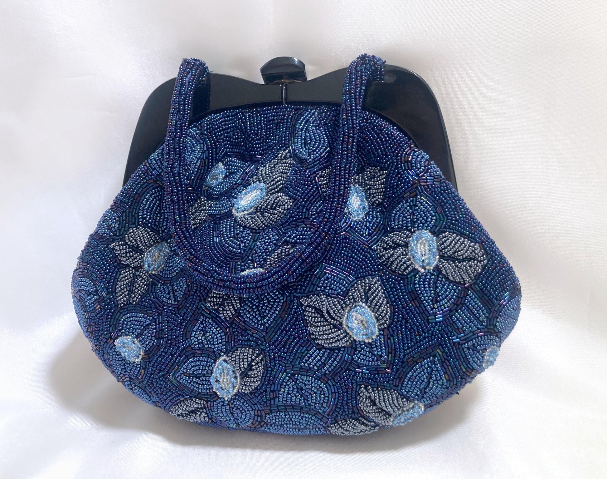Vintage kimono handbag - beaded blue flowers