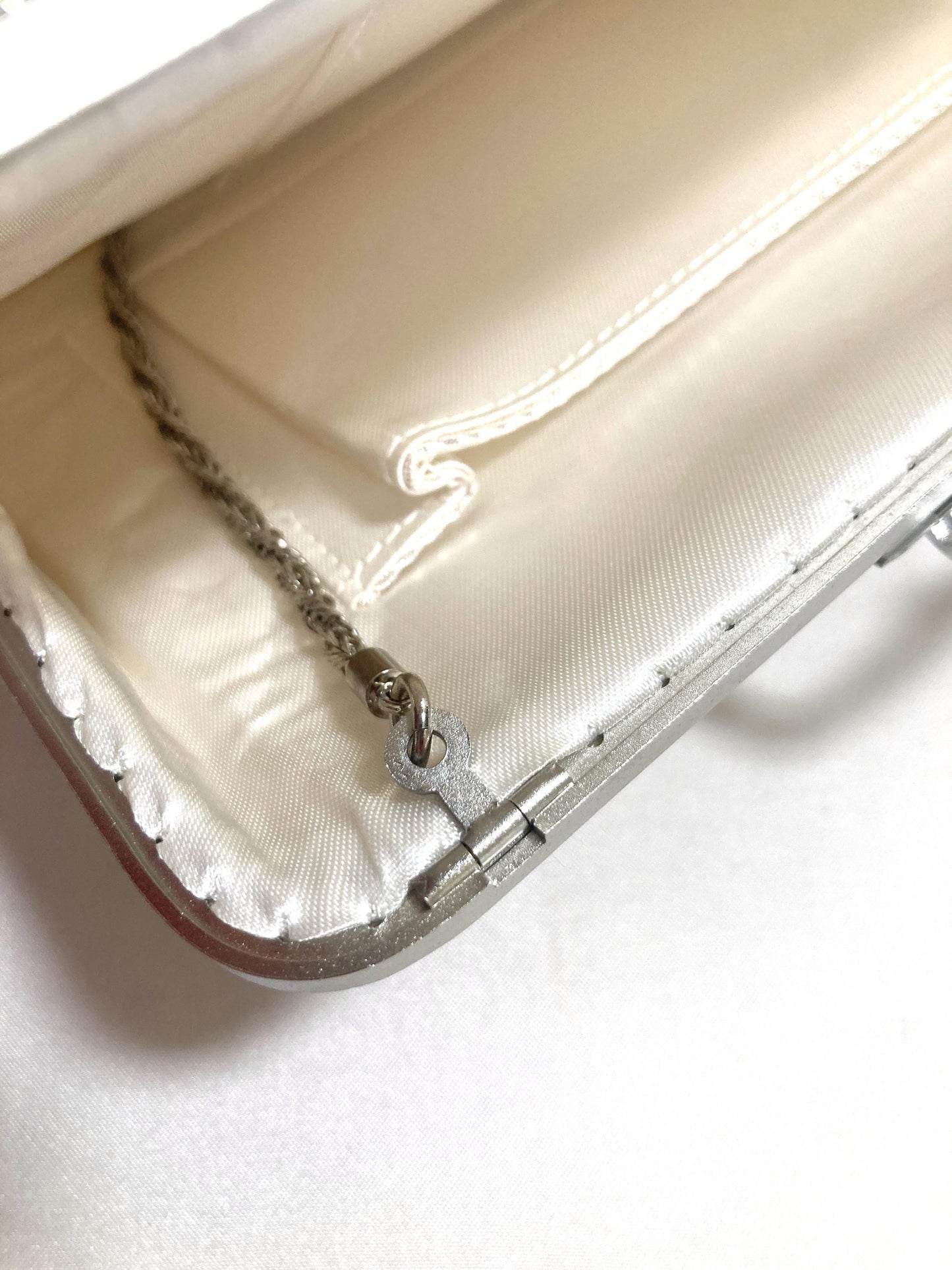 Vintage beaded kimono handbag - 2-way silver and white with rhinestone accents