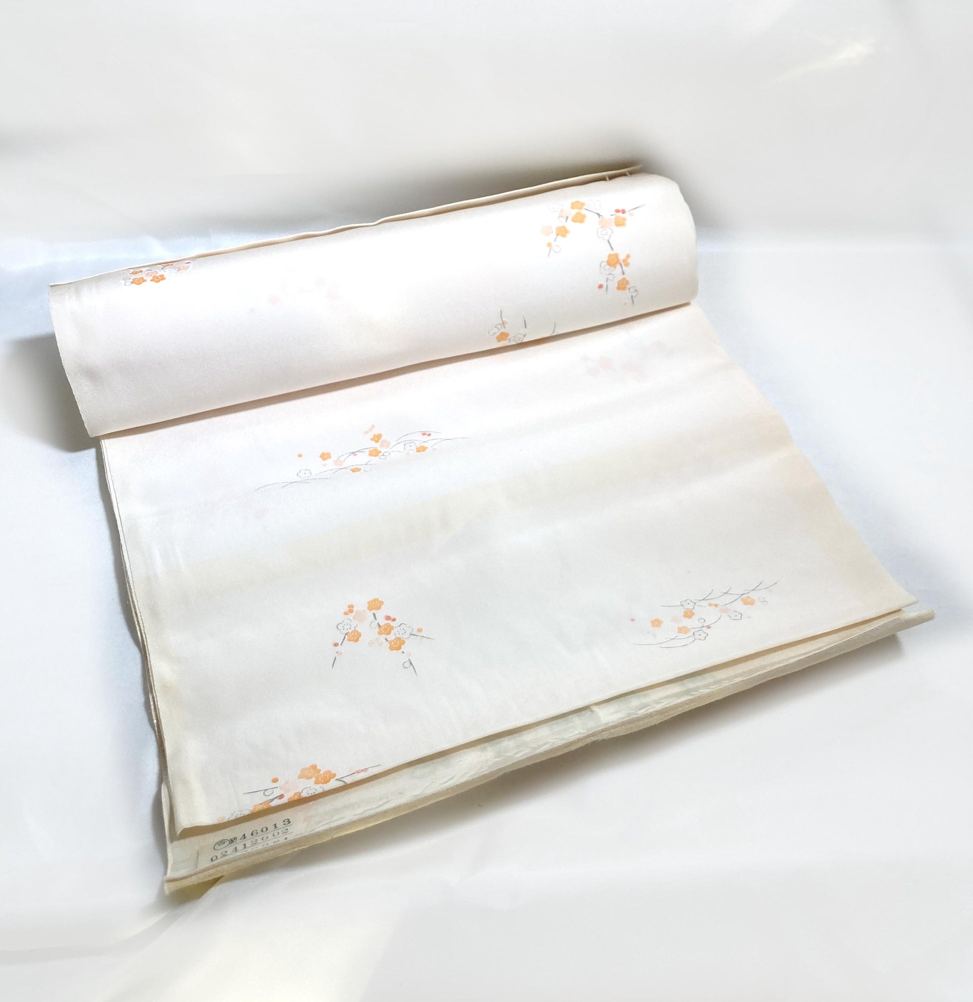 Vintage tanmono - silk kimono fabric bolt - thin pale pink silk satin (B grade)