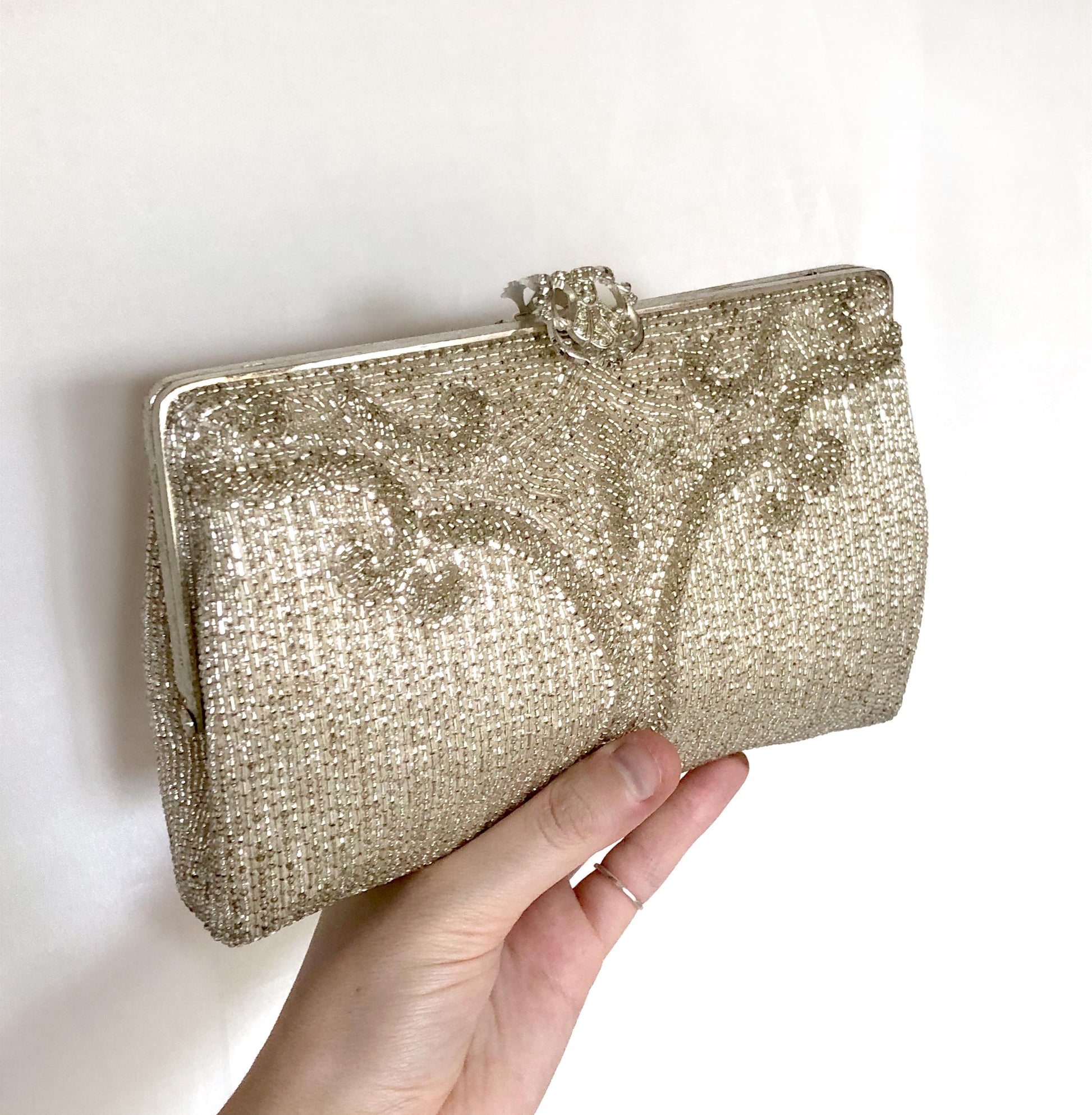 Vintage kimono handbag - 2-way beaded silver with ornamental clasp
