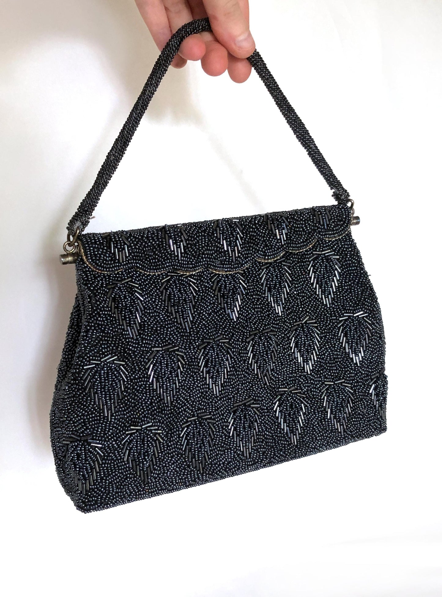 Vintage kimono handbag - beaded black scallops