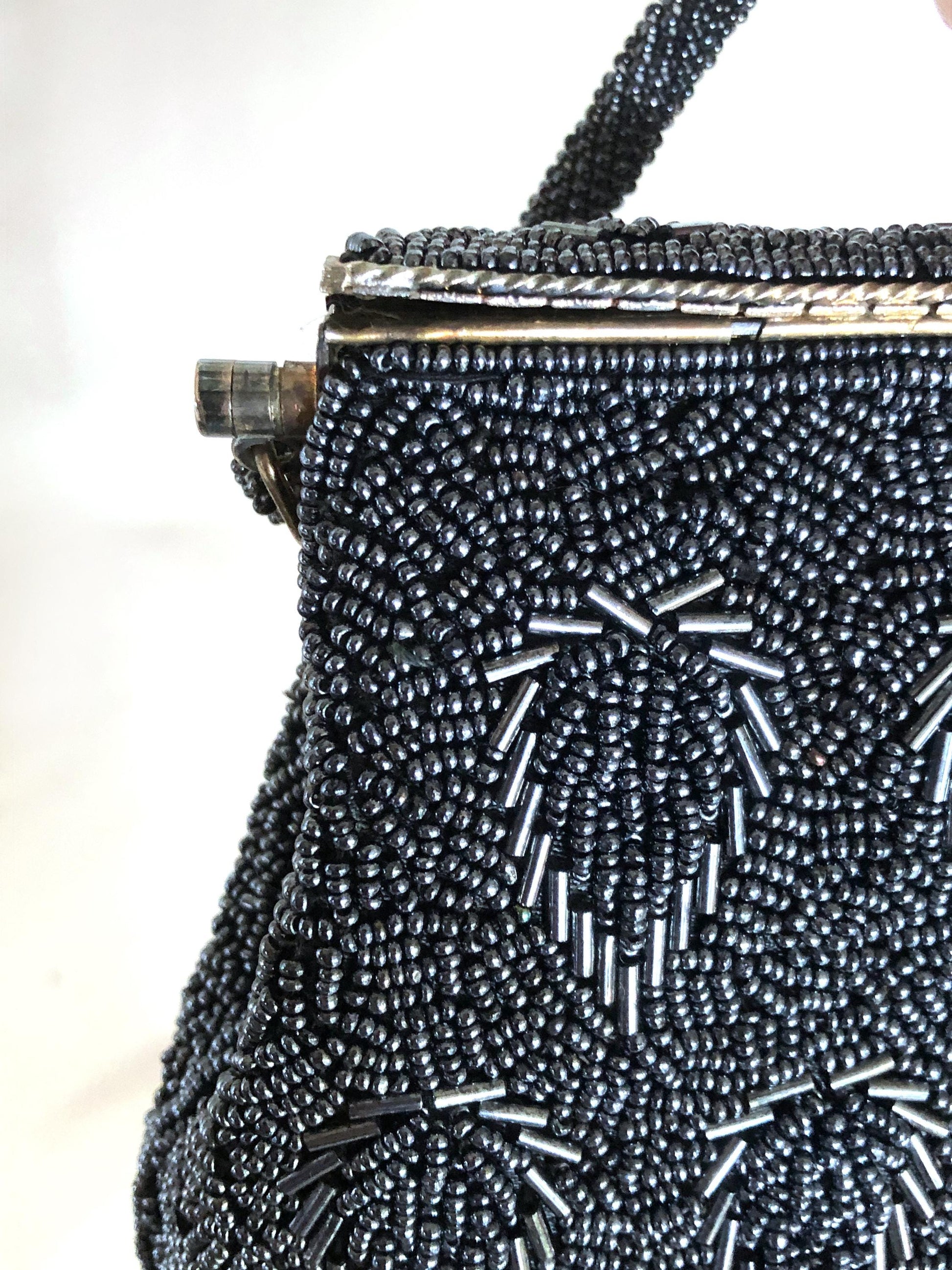 Vintage kimono handbag - beaded black scallops